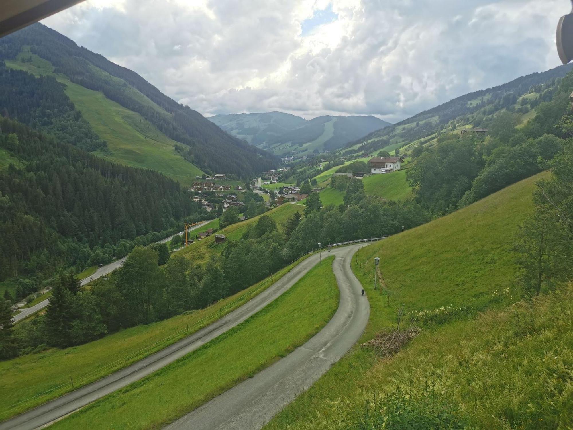 Landhaus Oberzinnegg Saalbach-Hinterglemm Bagian luar foto